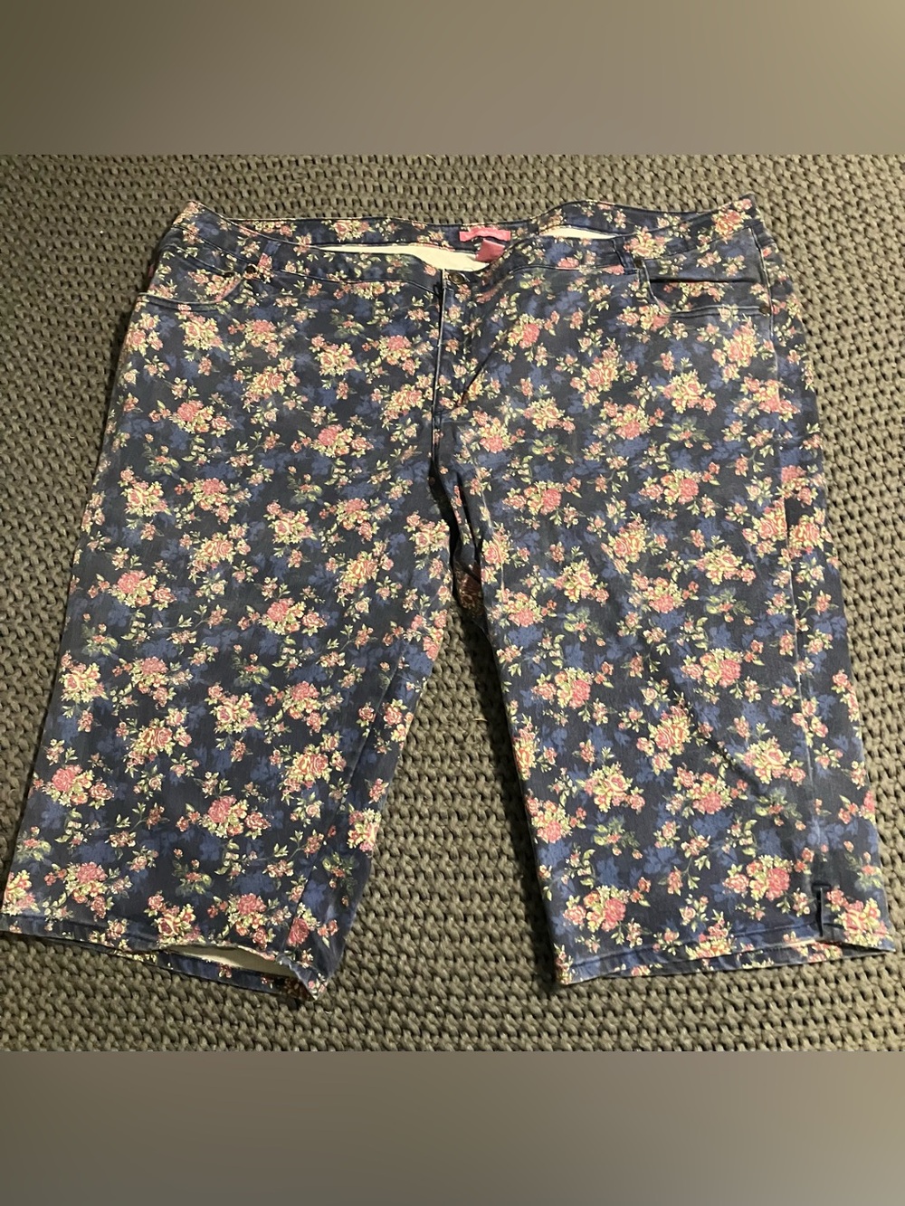 Woman Within Denim Floral Capris Size 32WP